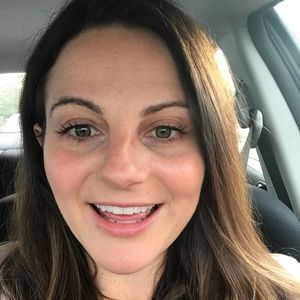 Meet your Posher, Emelie